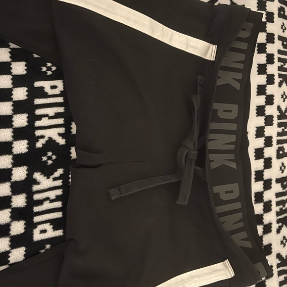 Pink by VS leggings w Gold Sequence Detailing!! - Picture 10 of 12